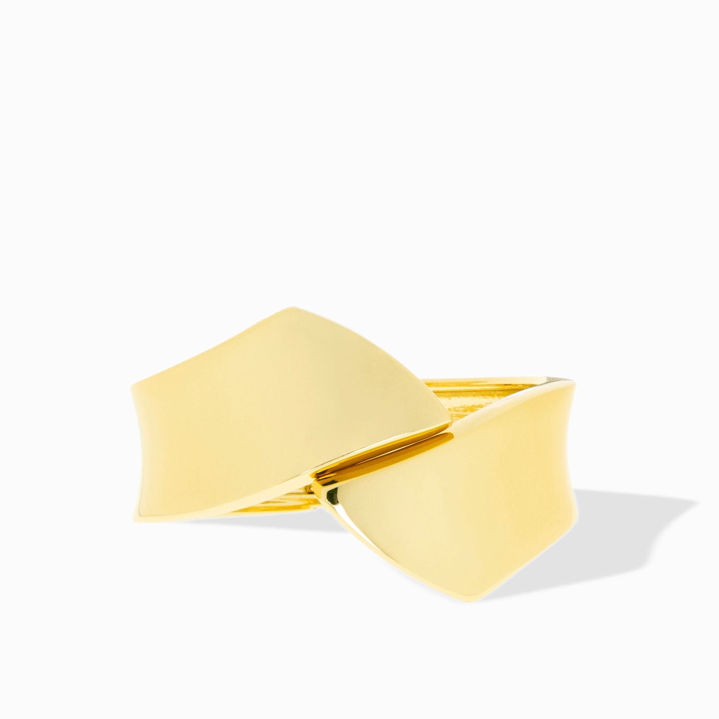 the Alexc overlap cuff